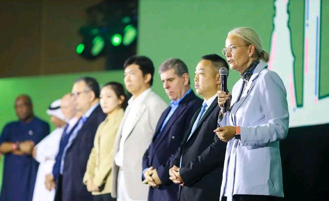 九游娱乐刘国梁是做实事的人从青训到成年赛事都离不开他的身影(图8)