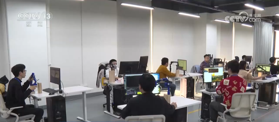 因地制宜培育算力九游娱乐产业生态 推动经济发展“加速跑”(图8)