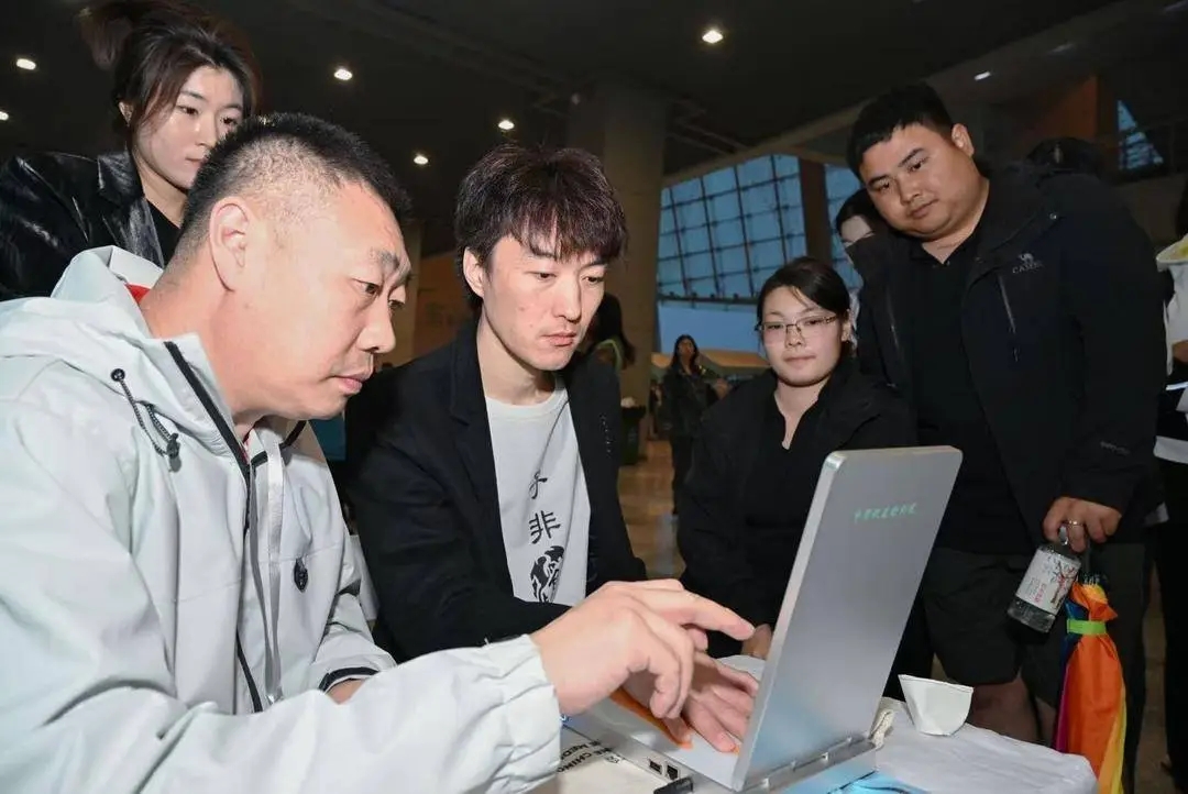 辽宁日九游娱乐报丨体验值+++！产业带来中医药文化夜市新活力(图6)