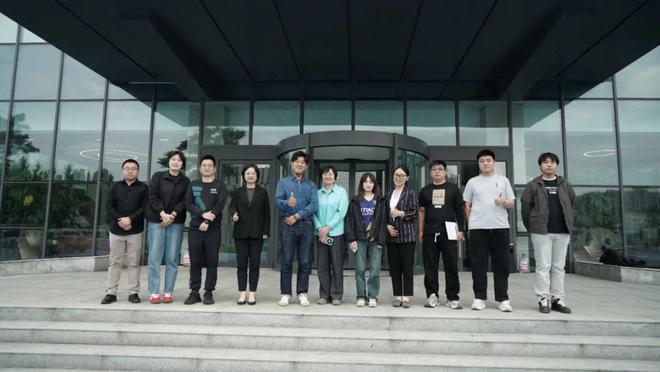 九游娱乐聚焦女子电竞发展经开区游戏电竞产业沙龙共探产业新生态(图4)