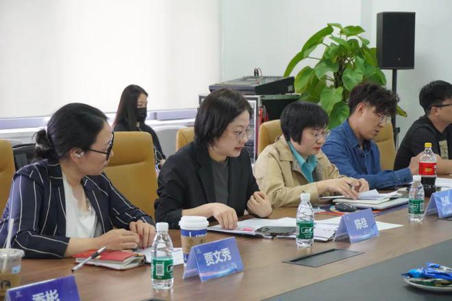 九游娱乐聚焦女子电竞发展经开区游戏电竞产业沙龙共探产业新生态(图2)