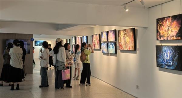 假期逛展好去处！来国美看腾讯游戏九游娱乐诠释东方美学(图2)