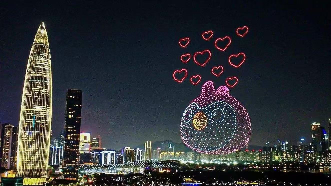 九游娱乐游戏+科技+文旅2025穿越火线IP嘉年华携手深圳打造前沿国潮体验(图4)